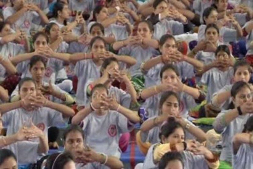 অনুষ্ঠানে অংশগ্রহণ করার আগে গর্ভবতী মহিলাদের বিশেষ প্রশিক্ষণ দেওয়া হয়েছে ৷