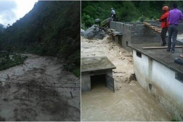 কেন্দ্রের পাশাপাশি উদ্ধারকাজে তৎপর রাজ্য সরকারও। ইতিমধ্যেই ক্ষতিগ্রস্ত এলাকাগুলিতে ত্রাণবণ্টনের নির্দেশ দিয়েছেন মুখ্যমন্ত্রী। প্রাকৃতিক বিপর্যয়ে মৃতদের পরিবারপিছু ২ লক্ষ টাকা আর্থিক সাহায্যও ঘোষণা করেছেন তিনি। কেন্দ্রের পাশাপাশি উদ্ধারকাজে তৎপর রাজ্য সরকারও। ইতিমধ্যেই ক্ষতিগ্রস্ত এলাকাগুলিতে ত্রাণবণ্টনের নির্দেশ দিয়েছেন মুখ্যমন্ত্রী। প্রাকৃতিক বিপর্যয়ে মৃতদের পরিবারপিছু ২ লক্ষ টাকা আর্থিক সাহায্যও ঘোষণা করেছেন তিনি।