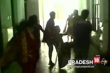 হাসপাতালে রোগী ও অন্যান্যদের কীভাবে উদ্ধার করা হল ? দেখুন ভিডিও