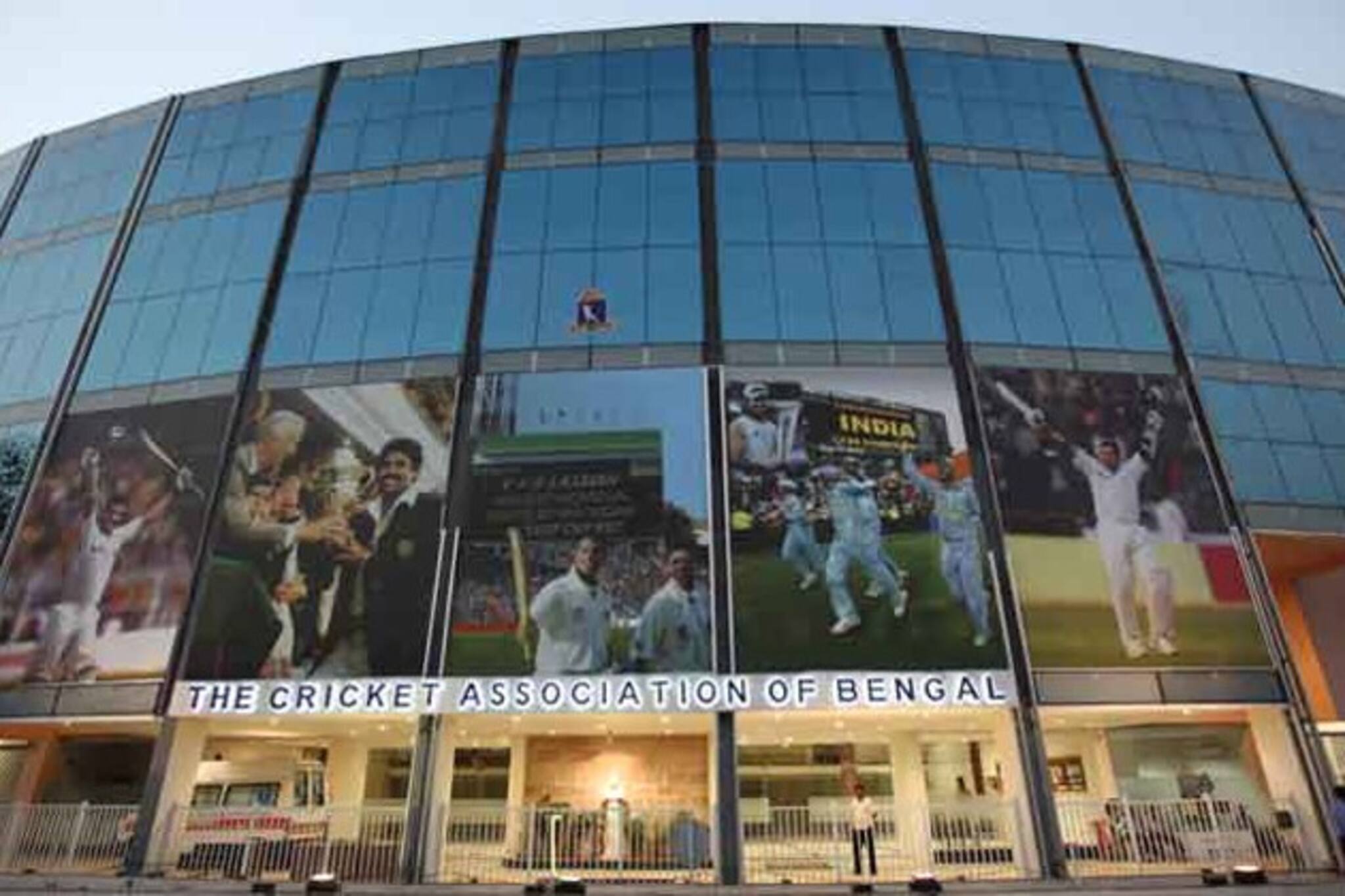 নগদে নয়, এবার বাংলা ক্রিকেটারদের অ্যাকাউন্টেই দেওয়া হবে বেতন