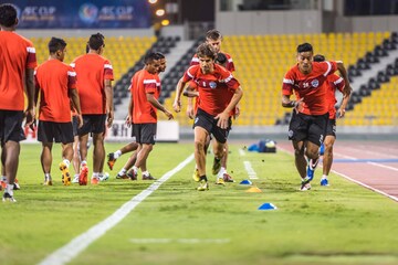 আজ ইতিহাসের সামনে বেঙ্গালুরু