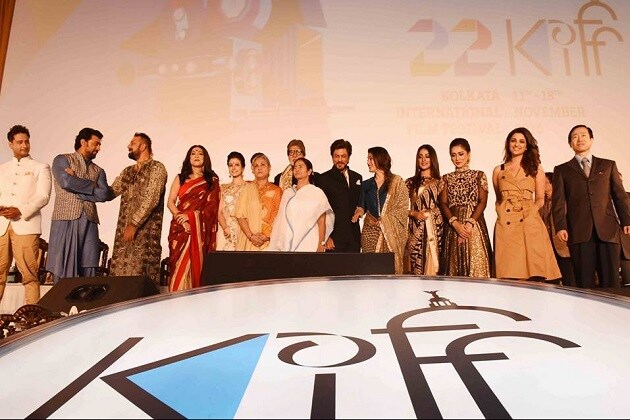 ৬৫ টি দেশের ১৫৬ টি ছবি দেখানো হবে এবারে চলচ্চিত্র উৎসবে ৷ তবে সব দেশের ছবি থাকলেও, এবারের উৎসব থেকে বাদ পড়ল পাক ছবি ৷ এর আগে নন্দনে সাংবাদিক বৈঠকে চলচ্চিত্র উৎসবের চেয়ারপার্সন গৌতম ঘোষ জানান, ‘এবারের ফিল্ম উৎসবে পাক ছবি না থাকার পিছনে কোনওরকম রাজনৈতিক কারণ নেই ৷ মূলত ডিস্ট্রিবিউটার সমস্যার জন্যই পাকিস্তানি ছবি দেখানো যাচ্ছে না !’ Picture Courtesy: @MamataOfficial Twitter ৬৫ টি দেশের ১৫৬ টি ছবি দেখানো হবে এবারে চলচ্চিত্র উৎসবে ৷ তবে সব দেশের ছবি থাকলেও, এবারের উৎসব থেকে বাদ পড়ল পাক ছবি ৷ এর আগে নন্দনে সাংবাদিক বৈঠকে চলচ্চিত্র উৎসবের চেয়ারপার্সন গৌতম ঘোষ জানান, ‘এবারের ফিল্ম উৎসবে পাক ছবি না থাকার পিছনে কোনওরকম রাজনৈতিক কারণ নেই ৷ মূলত ডিস্ট্রিবিউটার সমস্যার জন্যই পাকিস্তানি ছবি দেখানো যাচ্ছে না !’ Picture Courtesy: @MamataOfficial Twitter