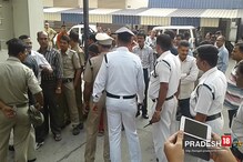 নবান্নের এটিএমে বেতন তোলার লাইনে সরকারি কর্মীদের মধ্যে ঝামেলা ! নবান্নের এটিএমে বেতন তোলার লাইনে সরকারি কর্মীদের মধ্যে ঝামেলা !
