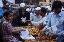 সাবধান! কাগজের ঠোঙা ব্যবহার করলে হতে পারে আপনার মৃত্যু