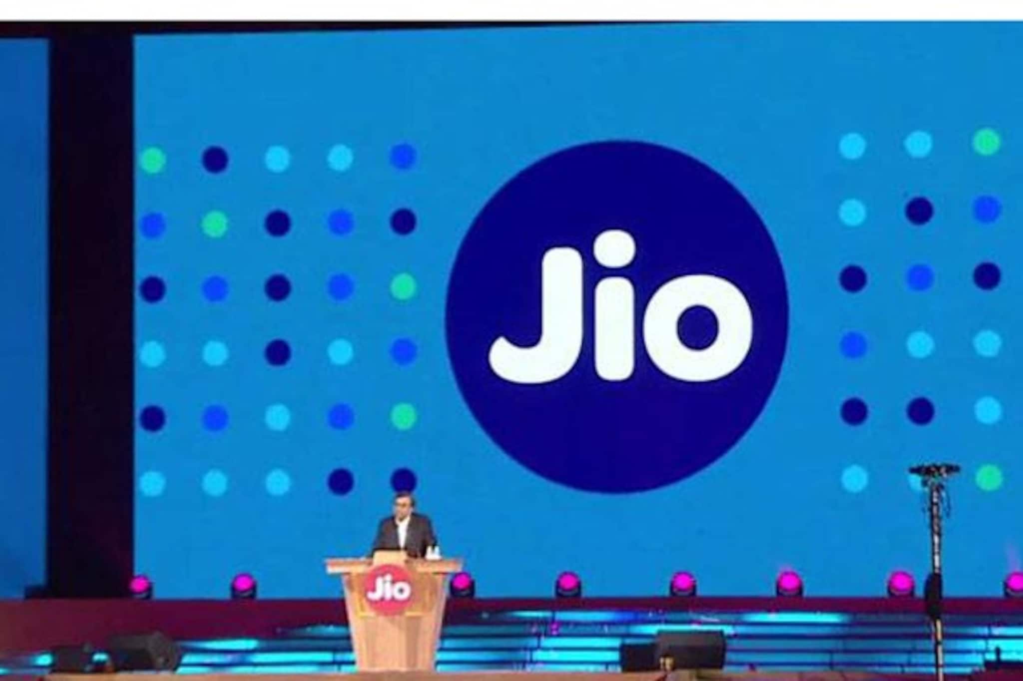 জিও-র নেটওয়ার্ক পরিষেবা উন্নত করতে ৩০ হাজার কোটি টাকা লগ্নি করছে রিল্যায়েন্স