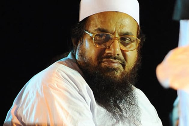 সম্প্রতি রাষ্ট্রপুঞ্জের তরফ থেকেও হাফিজ সইদকে আন্তর্জাতিক সন্ত্রাসবাদীর তকমা দেওয়া হয় । এরপর লাহোর থেকে গ্রেফতার করা হয় সইদকে । নিষিদ্ধ হয় তার সংগঠন জামাত-উদ-দাওয়া ও লস্কর-ই-তইবা । সম্প্রতি রাষ্ট্রপুঞ্জের তরফ থেকেও হাফিজ সইদকে আন্তর্জাতিক সন্ত্রাসবাদীর তকমা দেওয়া হয় । এরপর লাহোর থেকে গ্রেফতার করা হয় সইদকে । নিষিদ্ধ হয় তার সংগঠন জামাত-উদ-দাওয়া ও লস্কর-ই-তইবা ।