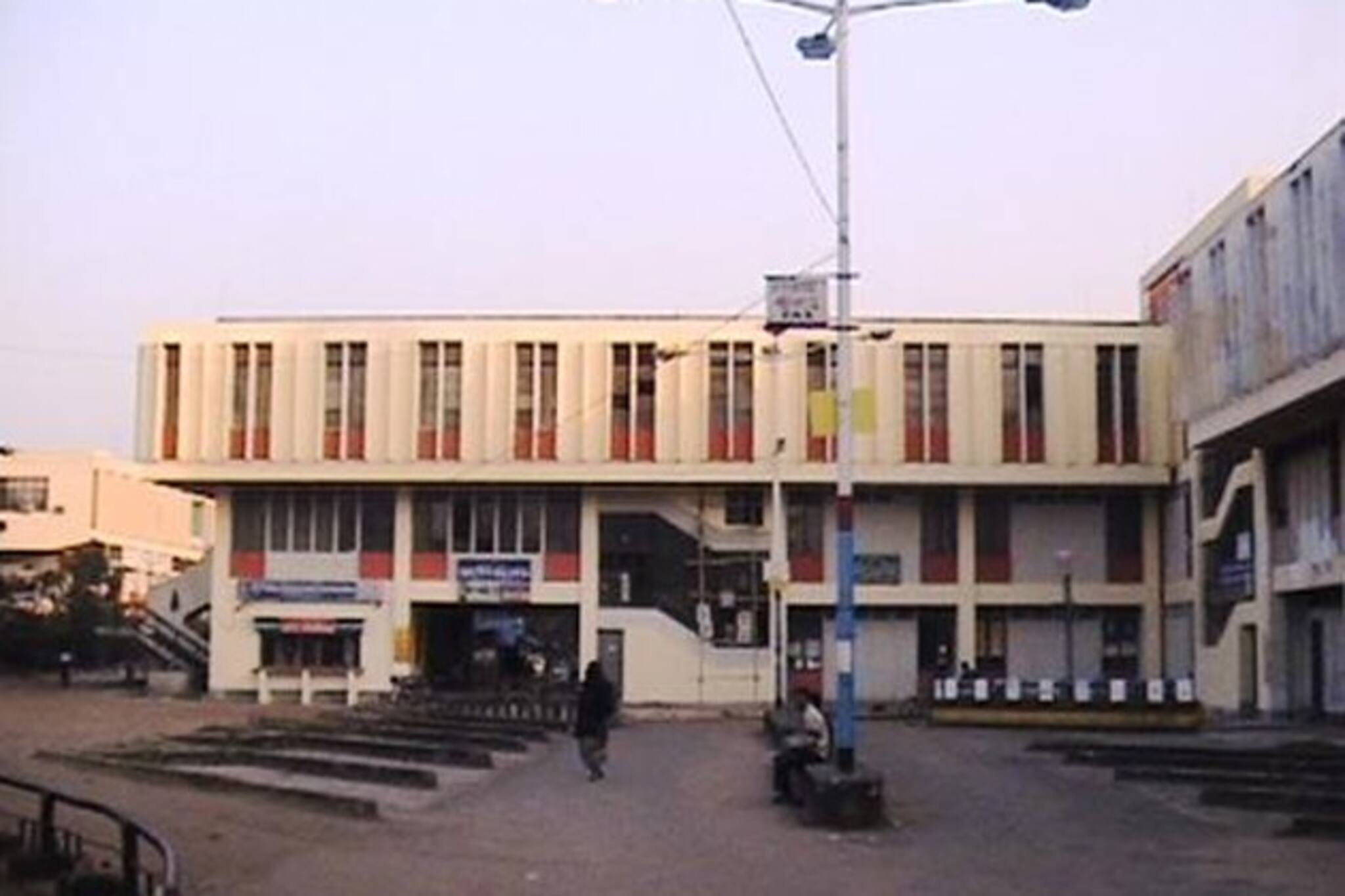 দুর্গাপুর মহকুমা আদালত থেকে কাঁকসা ও বুদবুদ থানাকে বাদ দেওয়ায় কর্মবিরতি