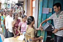 আধার কার্ড না থাকলে এবার আর মিলবে না এই পরিষেবা