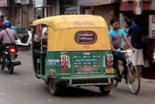 অটো উল্টে আহত ৫ মাধ্যমিক পরীক্ষার্থী