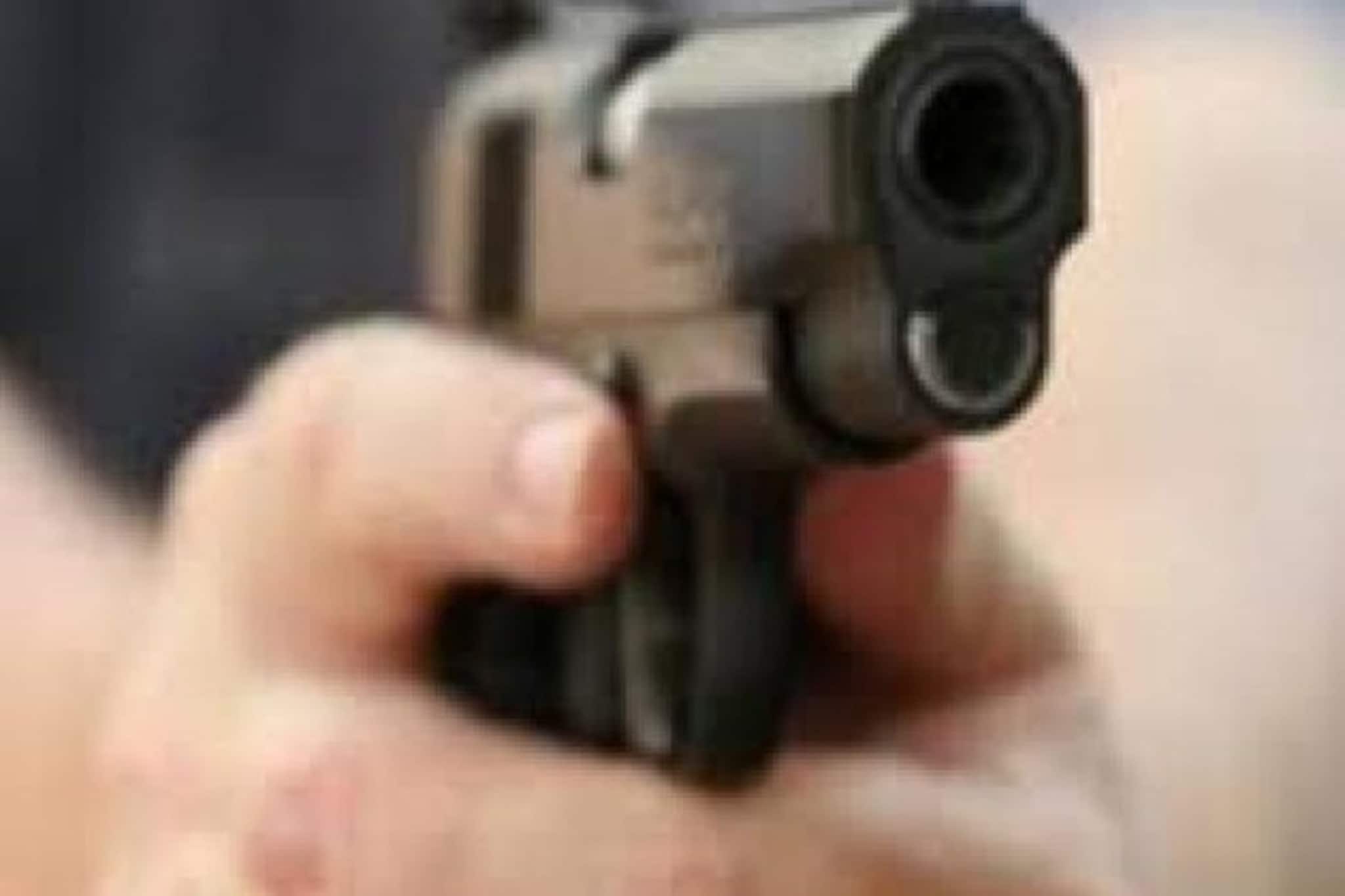 পরিবারের সম্মান রক্ষার স্বার্থে দিদিকে গুলি করে খুন করল ভাই