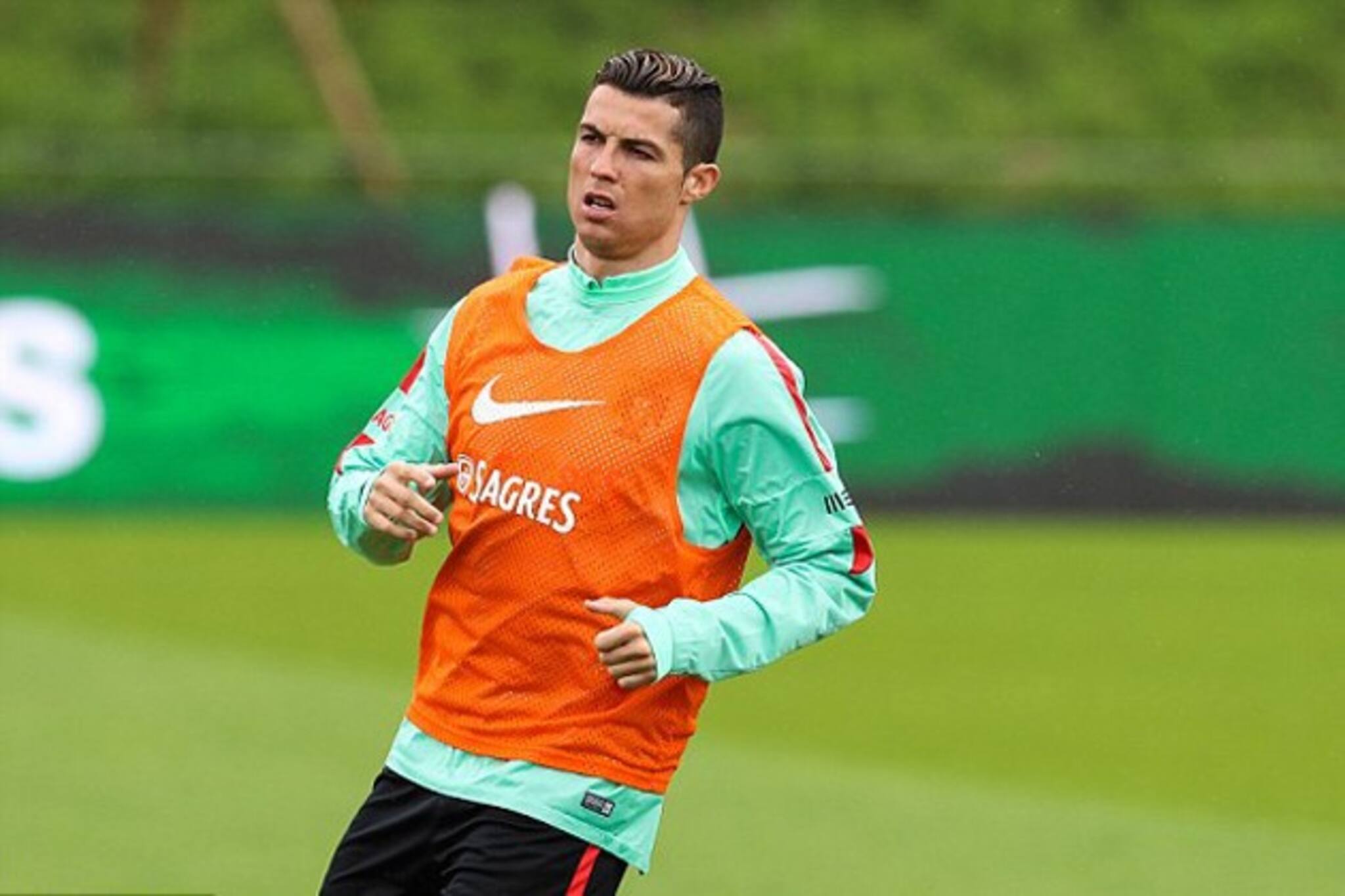 বিশ্বকাপের টিকিট এখনও অনিশ্চিত, হাঙ্গেরি ম্যাচ জিততে মরিয়া রোনাল্ডোরা