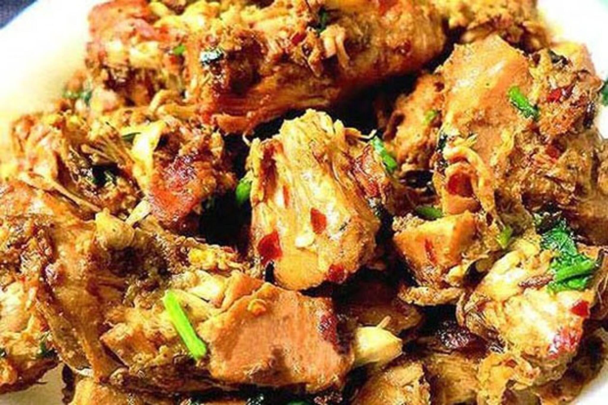 পাতে পড়ুক এঁচোড় চিংড়ি