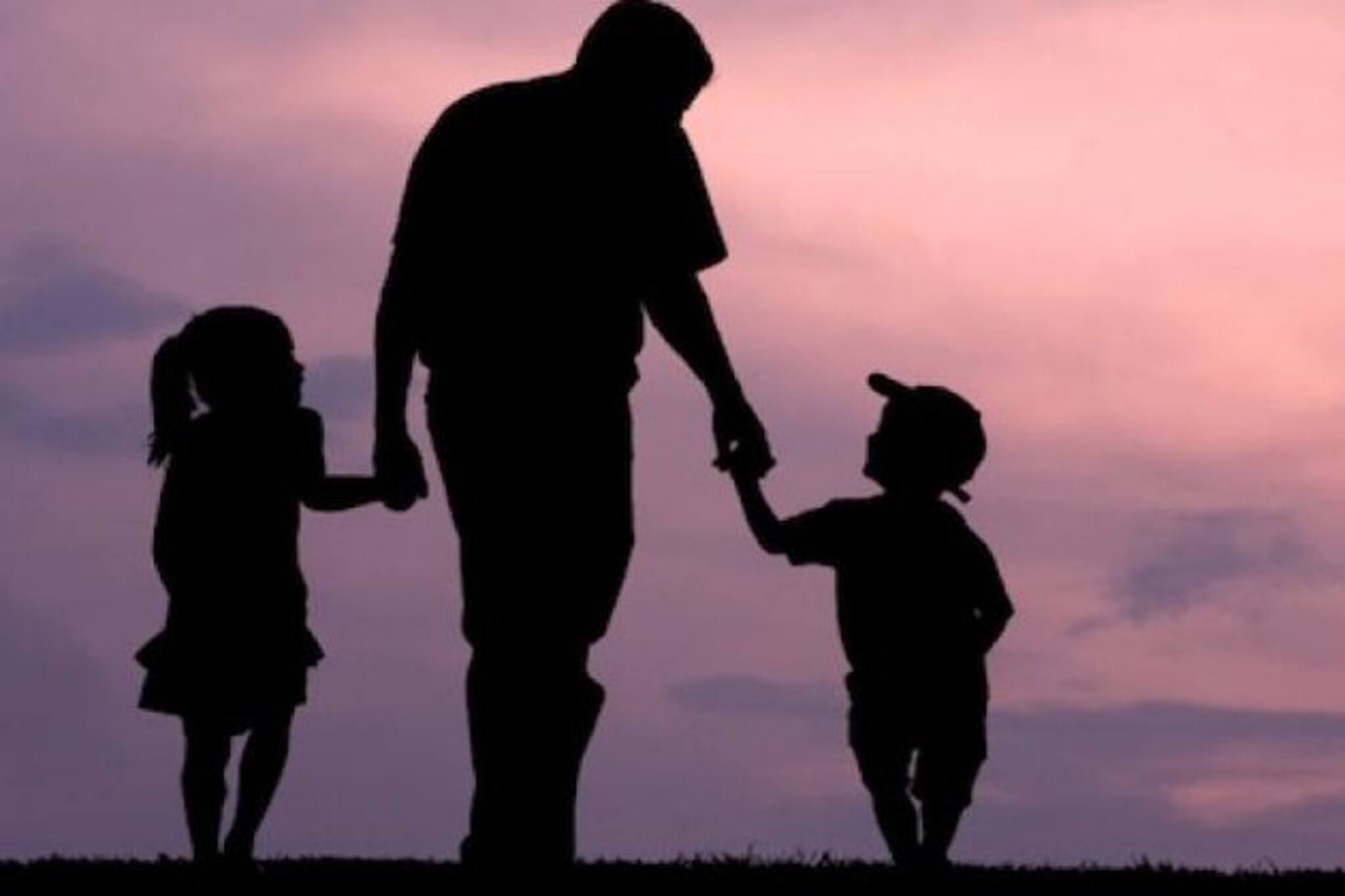 দুয়ের বেশি সন্তান হলে আর পাবেন না সরকারি চাকরি