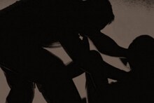 পাম অ্যাভিনিউতে গাড়িতে তুলে নাবালিকাকে ধর্ষণ