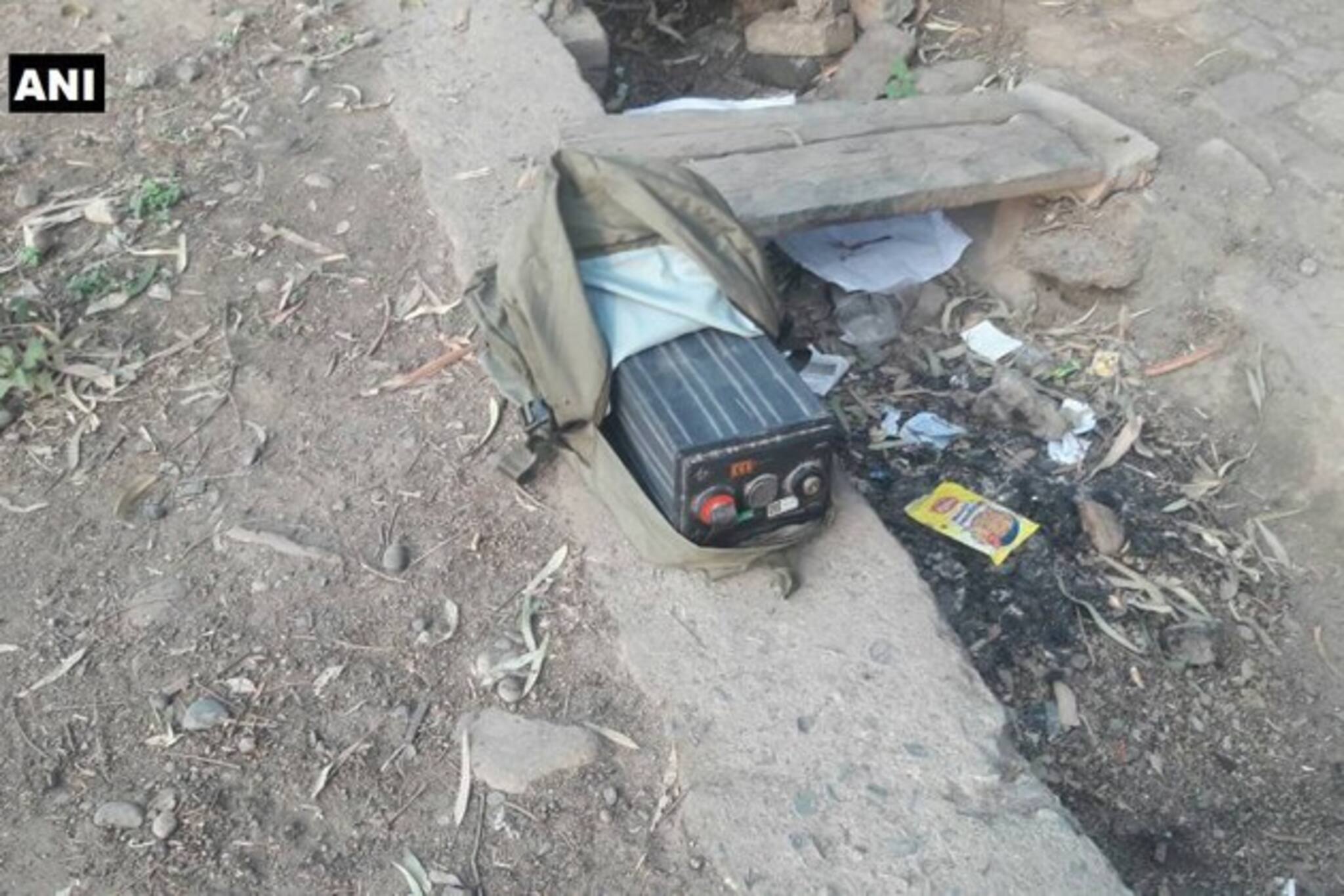 পাঠানকোটে পরিত্যক্ত ব্যাগকে ঘিরে চাঞ্চল্য !