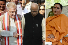 বাবরি ধ্বংস মামলায় আদবানি, জোশী ও উমা ভারতীর জামিন বাবরি ধ্বংস মামলায় আদবানি, জোশী ও উমা ভারতীর জামিন