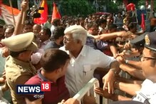 পুরভোটে সন্ত্রাসের অভিযোগে নির্বাচন কমিশনে বাম-কংগ্রেসের বিক্ষোভ পুরভোটে সন্ত্রাসের অভিযোগে নির্বাচন কমিশনে বাম-কংগ্রেসের বিক্ষোভ