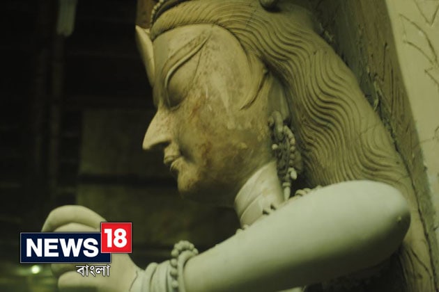 মা আসছে সন্তানদের শুভকামনায় ৷ মায়ের আর্শিবাদে বিশ্বজুড়ে শান্তি আসবে ফিরে ৷ এরকমই আশা ভক্তদের ৷ Photo courtesy: Kausik Sen মা আসছে সন্তানদের শুভকামনায় ৷ মায়ের আর্শিবাদে বিশ্বজুড়ে শান্তি আসবে ফিরে ৷ এরকমই আশা ভক্তদের ৷ Photo courtesy: Kausik Sen
