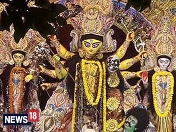 দক্ষিণ কলকাতায় জনস্রোত, প্যান্ডেল হপিংয়ে ব্যস্ত শহরবাসী