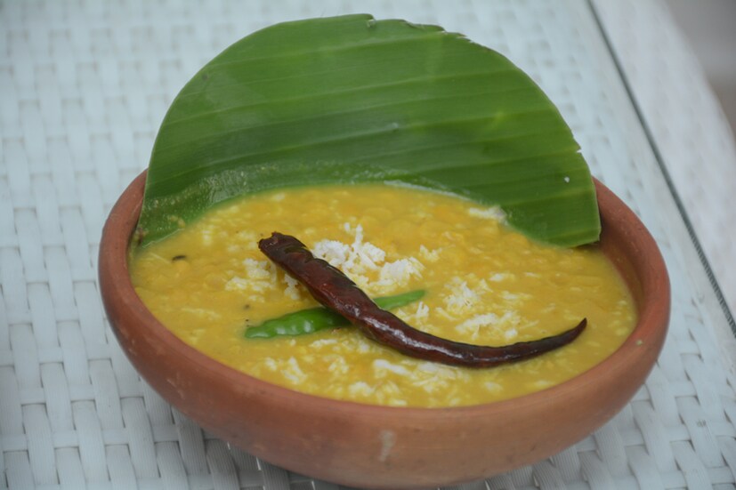 আমাদের অফিসে প্রচুর রান্নার রেসিপি ইতিমধ্যেই জমা পড়ে গিয়েছে ৷ তা আপনিও বাদ থাকবেন কেন? মা-ঠাকুমার রেসিপি থেকে ধার করুন ৷ Photo Taken by Aryama Das