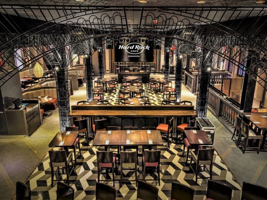  Global restaurant chain Hard Rock International debuts in the city of joy Kolkata with its first cafe in Park Street area.