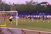 Video: দশ নম্বর জার্সি গায়ে ফের ফুটবলের মাঠে মারাদোনা Video: দশ নম্বর জার্সি গায়ে ফের ফুটবলের মাঠে মারাদোনা