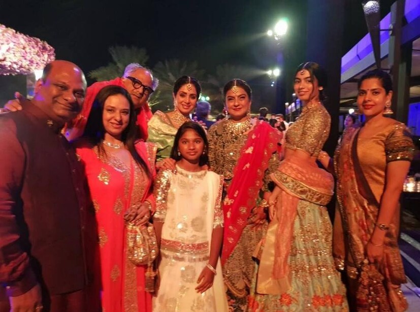 মোহিত মারওয়ার বিয়ের অনুষ্ঠানে সপরিবারে শ্রীদেবী Photo Courtesy - Sridevi Twitter