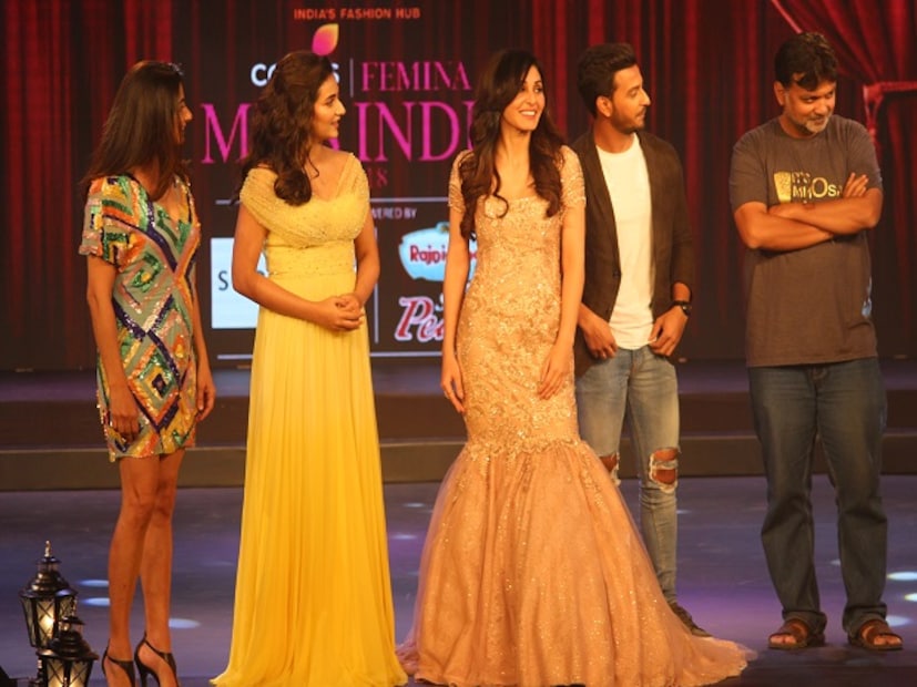 The Judges for the evening were Ex Miss India and Bollywood Actress Pooja Chopra, Film Director Srijit Mukherjee, Fashion Designer Komal Sood, Bengali Film Actress Subhasree Ganguly and Actor Bonny Sengupta. ( Photo: Siddhartha Sarkar)
