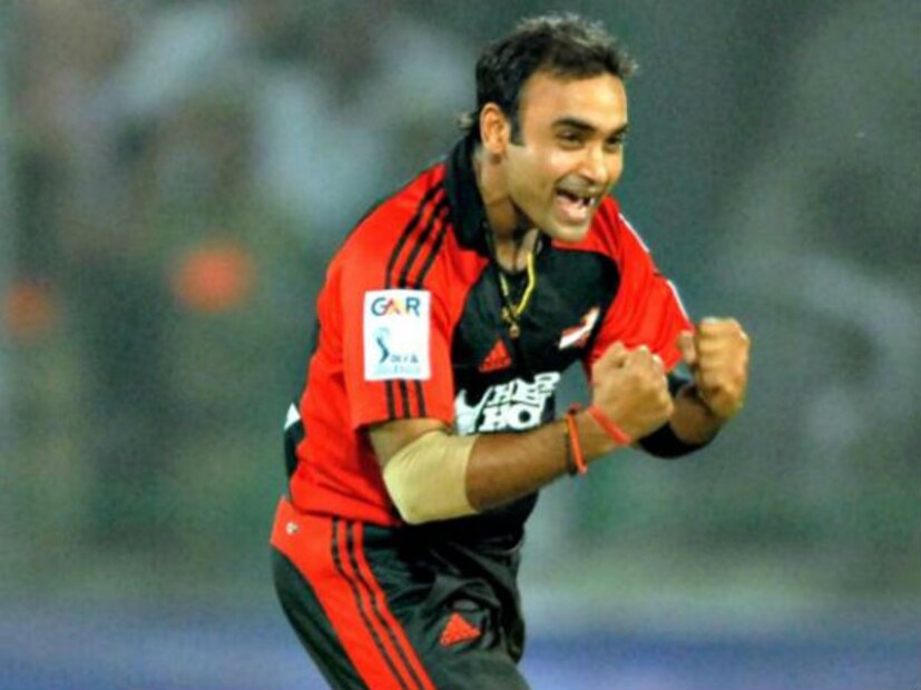 Amit Mishra: Delhi Daredevils vs Deccan Chargers, 2008 (File photo)