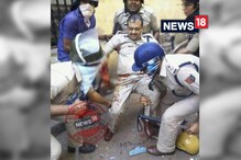 তৃণমূলের বিরুদ্ধে ছাপ্পা ভোটের অভিযোগ এনে উত্তপ্ত গাজোল, পুলিশের উপরেও চলল হামলা তৃণমূলের বিরুদ্ধে ছাপ্পা ভোটের অভিযোগ এনে উত্তপ্ত গাজোল, পুলিশের উপরেও চলল হামলা