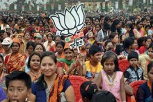 LIVE:  লাল দূর্গে ধস, ত্রিপুরায় নিরঙ্কুশ সরকার গড়ছে বিজেপি