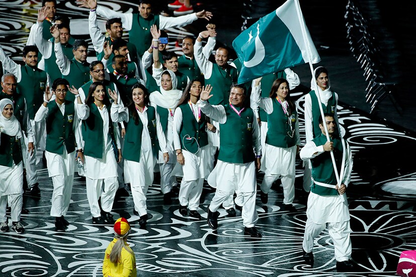 Team Pakistan is lead by flag bearer Usman at Carrara Stadium for the opening ceremony for the 2018 Commonwealth Games on the Gold Coast, Australia. (Image: AP)