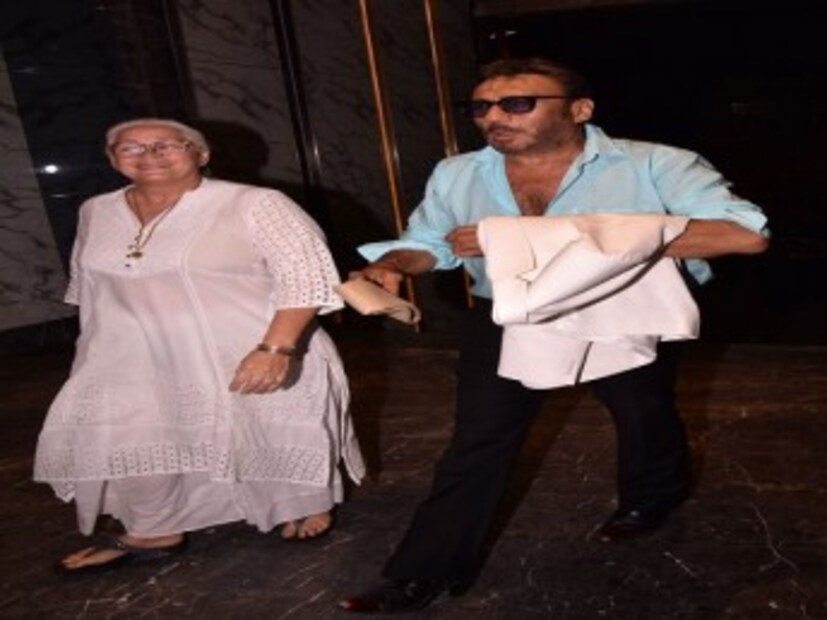  নফিসা আলি ও জ্যাকি শ্রফ এলেন একসঙ্গে