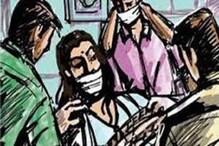 পরিবারের সদস্যকে বেঁধে লুঠপাট, লিলুয়ায় ব্যবসায়ীর বাড়িতে কয়েক লক্ষ টাকা ও গয়না লুঠ পরিবারের সদস্যকে বেঁধে লুঠপাট, লিলুয়ায় ব্যবসায়ীর বাড়িতে কয়েক লক্ষ টাকা ও গয়না লুঠ