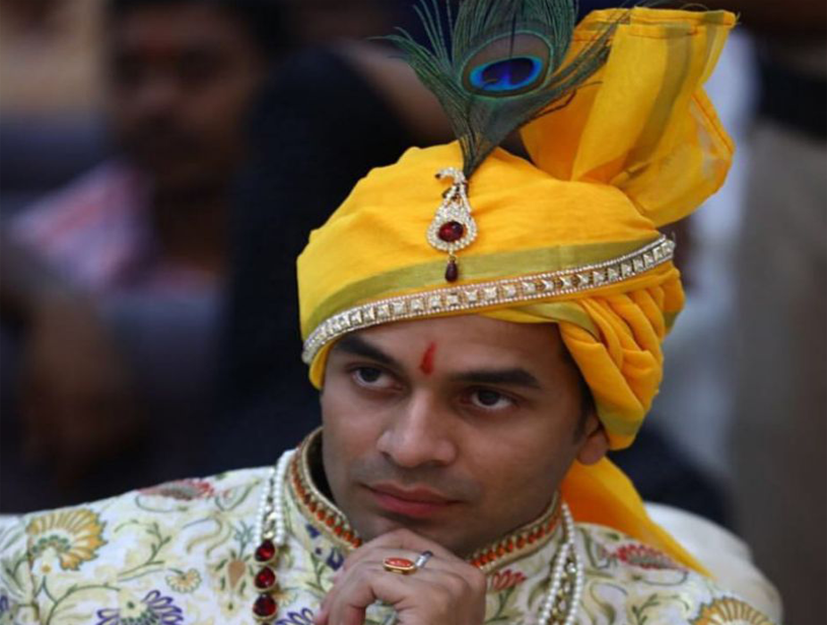 আগামী ১৮ এপ্রিল পটনার একটি পাঁচতারা হোটেলে তাঁদের আংটি বদল অনুষ্ঠানের আয়োজন করা হয়েছে ৷ ১২ মে তেজপ্রতাপের সঙ্গে ঐশ্বর্যের বিয়ের দিন স্থির হয়েছে ৷ আগামী ১৮ এপ্রিল পটনার একটি পাঁচতারা হোটেলে তাঁদের আংটি বদল অনুষ্ঠানের আয়োজন করা হয়েছে ৷ ১২ মে তেজপ্রতাপের সঙ্গে ঐশ্বর্যের বিয়ের দিন স্থির হয়েছে ৷