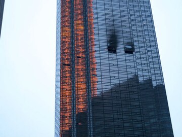 IN PICS: ট্রাম্প টাওয়ারে আগুন, মৃত ১, জখম ৬ দমকলকর্মী IN PICS: ট্রাম্প টাওয়ারে আগুন, মৃত ১, জখম ৬ দমকলকর্মী