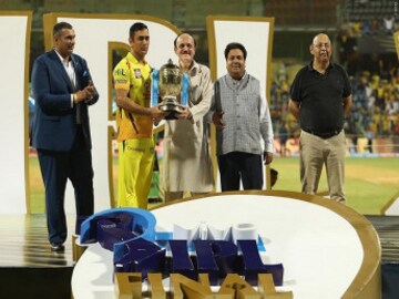 একমাসের বাইশ গজের যুদ্ধ শেষ, কোন বিভাগে কে হলেন সেরা, দেখুন ছবিতে