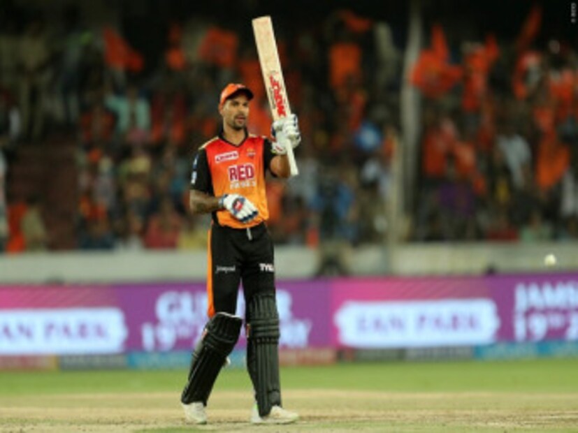 ধাওয়ান এদিন অর্ধশতরান করে নেন ৷ ৩৯ বলে ৫০ রান করেন হায়দরাবাদের  এই ওপেনার ৷ ৫ টি চার ও ১ টি ছয় মারেন তিনি ৷ Photo Courtesy : BCCI/IPL 