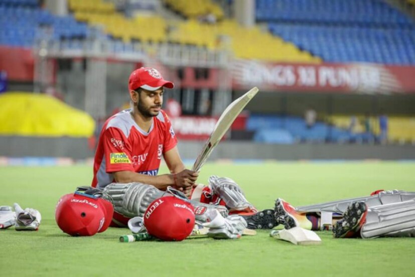 প্র্যাকটিসে একাকী বাংলার মনোজ তিওয়ারি ৷ Photo Courtesy: Kings XI Punjab/Twitter Handle