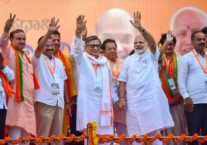 প্রতিটি ভোট প্রচারেই মুখ্যমন্ত্রী হয়ে সাধারণ মানুষের পাশে দাঁড়ানোর আশ্বাস যুগিয়েছেন ইয়েদুরাপ্পা ৷ আর তার ফল মিলল হাতেনাতে ৷ (Photo: PTI)