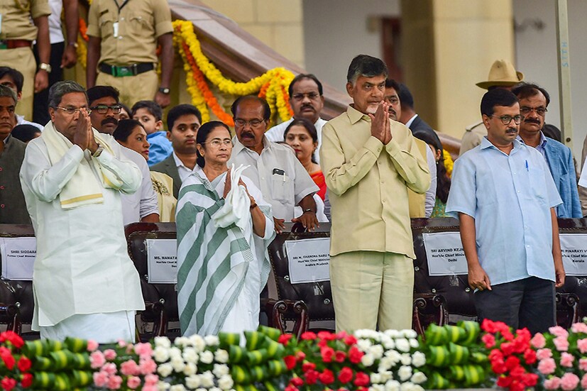 কেরলের মুখ্যমন্ত্রী পিনারাই বিজয়ন, মমতা বন্দ্যোপাধ্যায়, চন্দ্রবাবু নাইডু আর অরবিন্দ কেজরিওয়াল (Photo: PTI)