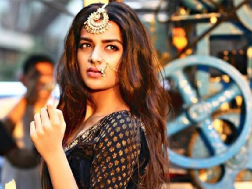 মডেলিং দিয়ে কেরিয়ার শুরু করেন নিধি ৷ ২০১৪ সালে মিস ডিভা সৌন্দর্য প্রতিযোগিতার ফাইনালিস্ট ছিলেন তিনি ৷ Photo Courtesy – Photo Courtesy – Nidhi Agerwal/ Instagram Handle
