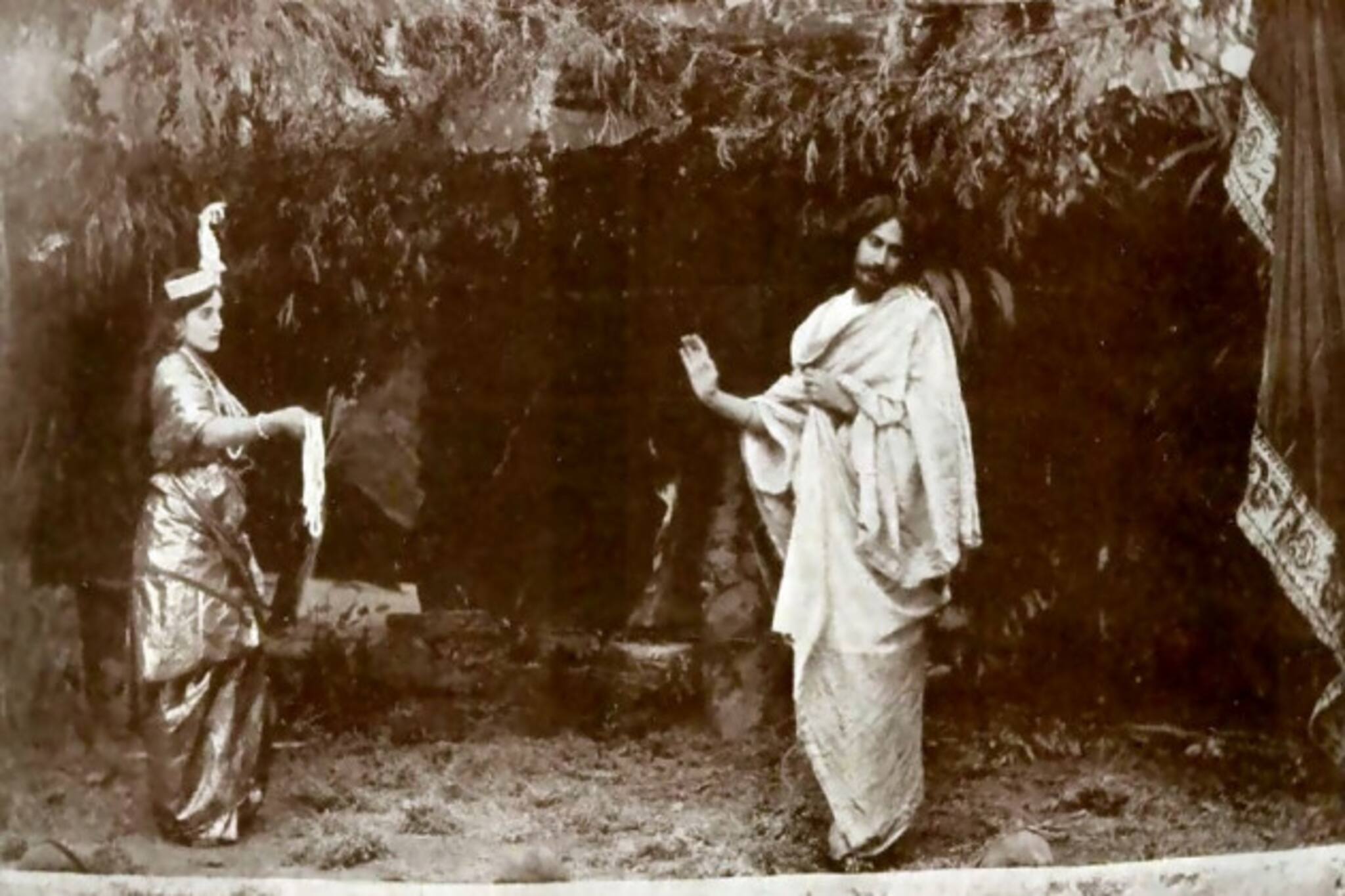 রবি ঠাকুরের হাত ধরে এ দেশে নৃত্যকলার প্রসার ঘটেছিল