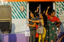 নারী সুরক্ষায় জোর, ট্রেনের দুই প্রান্ত থেকে সরছে মহিলা কামরা নারী সুরক্ষায় জোর, ট্রেনের দুই প্রান্ত থেকে সরছে মহিলা কামরা