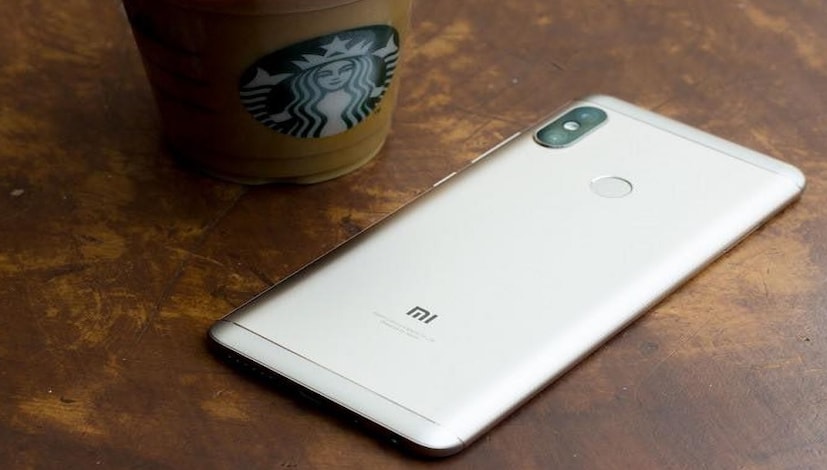 • ১৬ মেগাপিক্সেল ফ্রন্ট ক্যামেরা রয়েছে Redmi S2-তে ৷ ব্যাকে থাকবে ডুয়াল ক্যামেরা সেট আপ ৷ একটি ১৬ মেগাপিক্সেল ও একটি ৫ মেগাপিক্সেল ক্ষমতা সম্পন্ন ৷ ছবি: ফেসবুক ৷