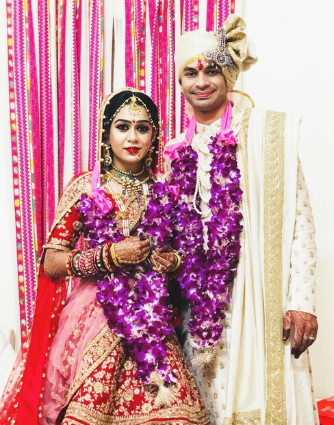 দুই রাজনৈতিক পরিবারের বিয়ে হলেও প্রেমে ঘাটতি নেই। (Photo: Instagram)