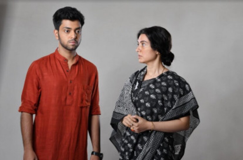 ২৩ বছরের অনুভব জানিয়েছেন, অর্পিতা চট্টোপাধ্যায়ের সঙ্গে আগে থেকে পরিচয় ছিল ৷ আর তাঁর সঙ্গে এক ফ্রেম শেয়ার করাটা ঠিক যেন স্বপ্নের মতো ৷ ছবি: অ্যাডভার্ব ৷