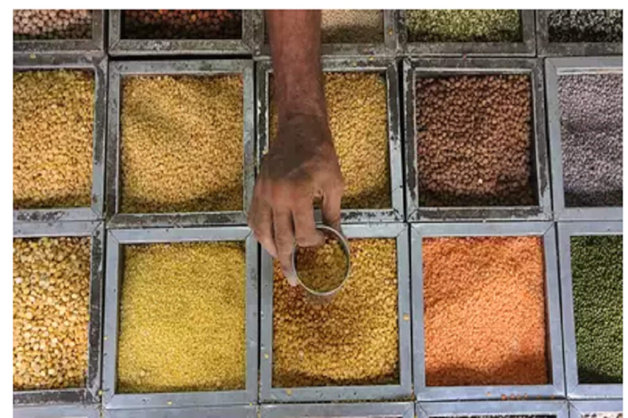 ট্রাম্পকে পাল্টা দিলেন মোদি, বাড়ল আমেরিকা থেকে আমদানিকৃত পণ্যসামগ্রীর শুল্ক