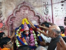 তারাপীঠ মন্দিরে পুজো দিলেন বিজেপির সভাপতি অমিত শাহ, দেখুন ছবি তারাপীঠ মন্দিরে পুজো দিলেন বিজেপির সভাপতি অমিত শাহ, দেখুন ছবি
