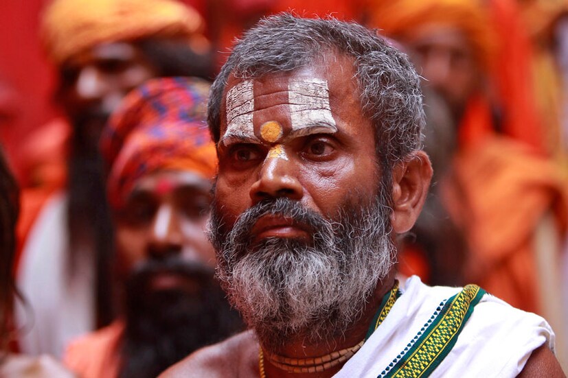 যার জেরে অমরনাথ যাত্রায় নিরাপত্তাব্যবস্থা আরও আঁটোসাঁটো করার সিদ্ধান্ত নিয়েছে কেন্দ্র ৷ সোশ্যাল মিডিয়াতেও সতর্কীকরণ প্রচার চালানো হচ্ছে ৷ (Photo: AP)